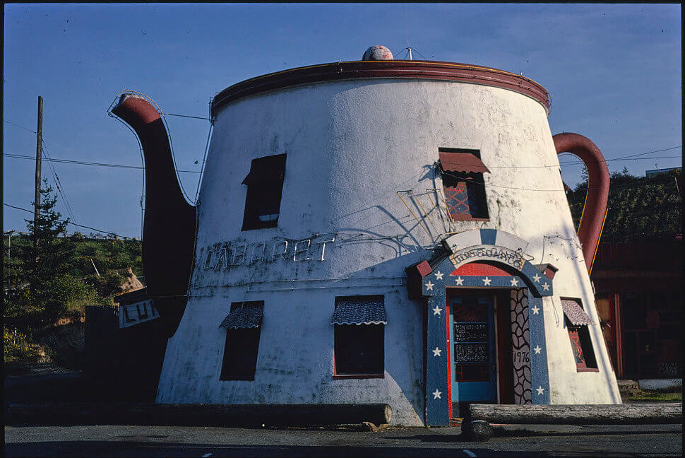 Teapot cabaret